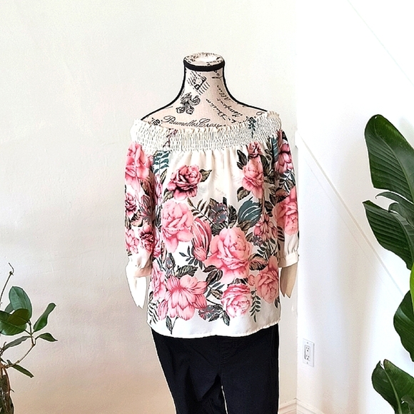 Forever 21 Floral Off-Shoulder Top - Pink and Cream. Size Medium. Good Condition - Picture 1 of 5